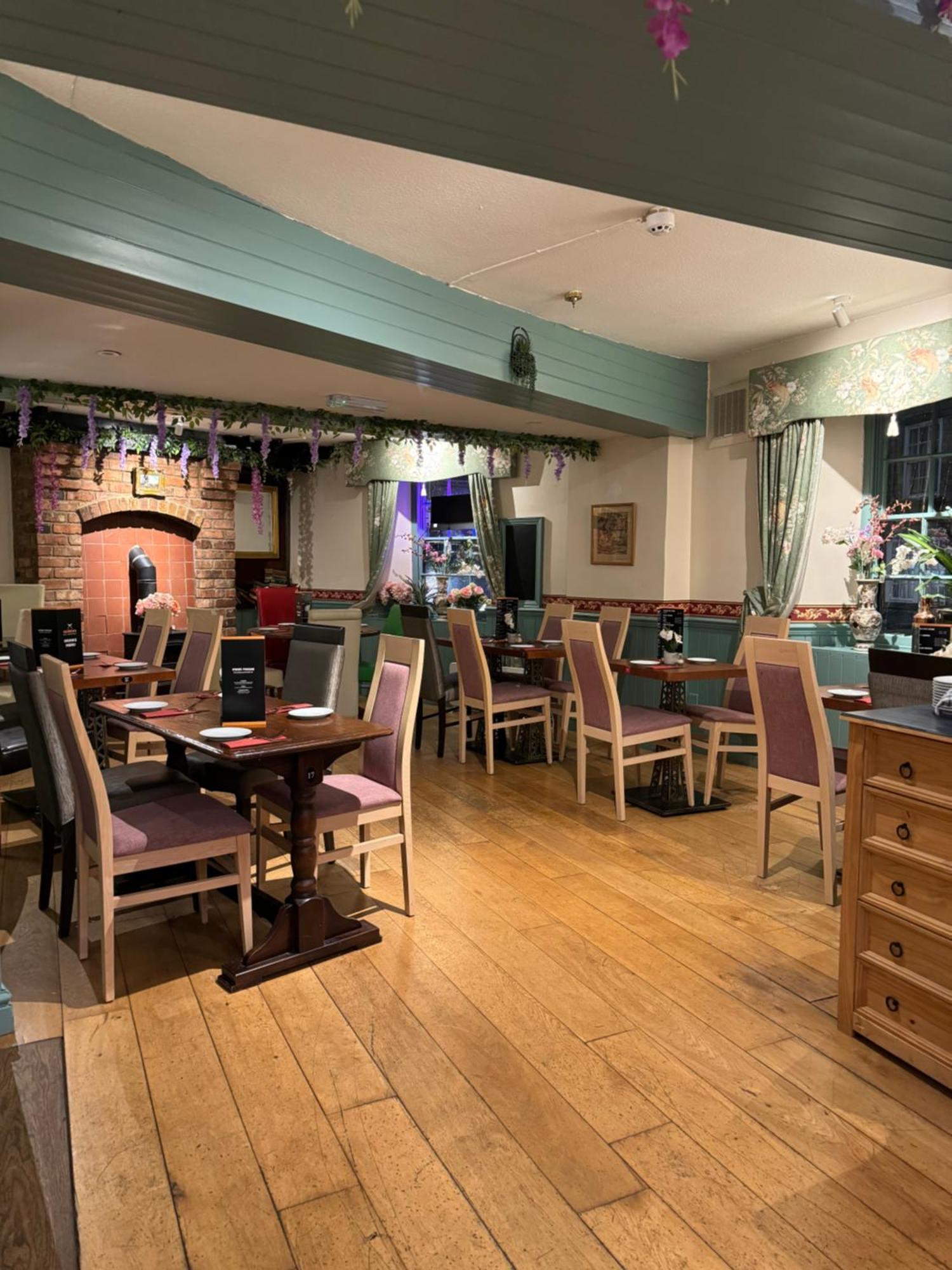 The Old Court Hotel Witney Exterior photo