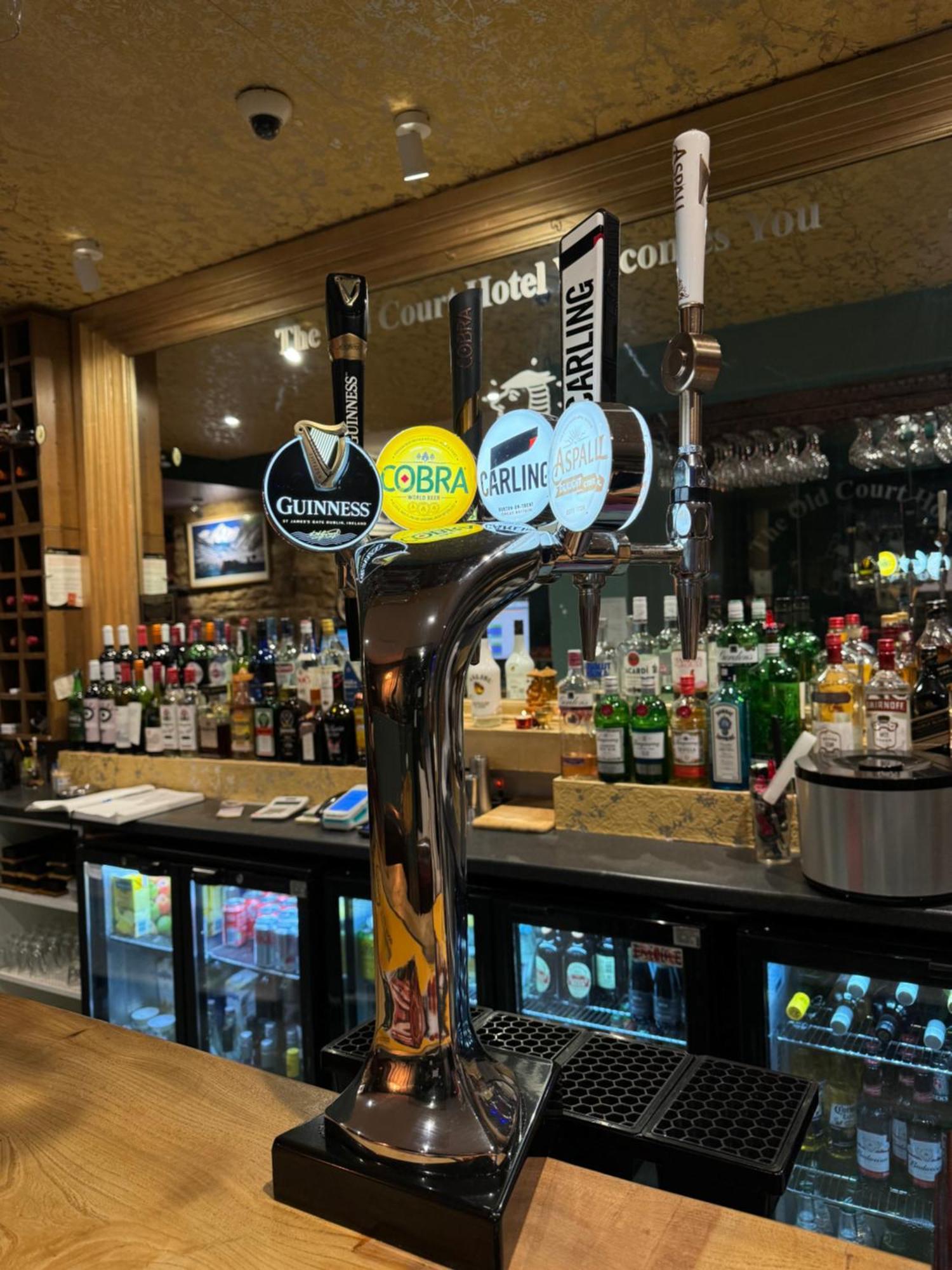 The Old Court Hotel Witney Exterior photo